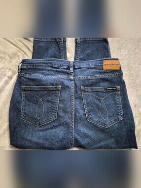 Like NEW Calvin Klein Skinny Jeans Size 31